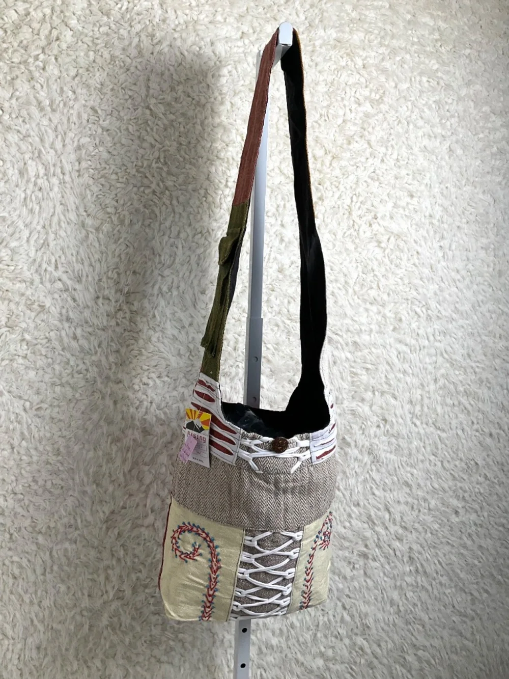HIMALAYAN HOBO-STYLE WOMEN'S CROSSBODY/SLING PURSE~NWT!